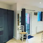 D'hotes La Petite Odile Bed & Breakfast 3*